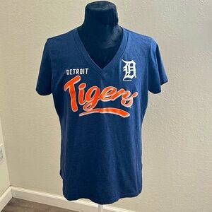 Detroit Tigers V-Neck T-Shirt